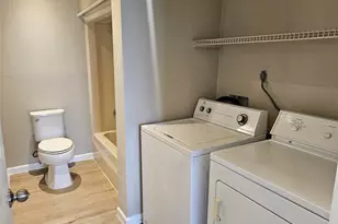 2822 S Bartell Dr Dr, Houston, TX 77054 - Photo 15