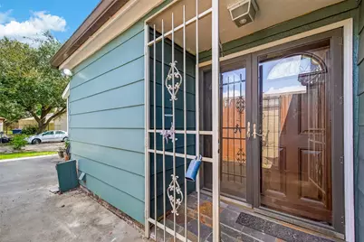 11331 Oakcenter Drive, Houston, TX 77072 - Photo 3