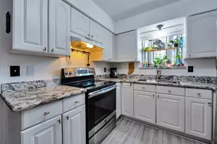 116 W White Willow Cir, The Woodlands, TX 77381 - Photo 13