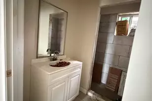 1804 65th St, Galveston, TX 77551 - Photo 11