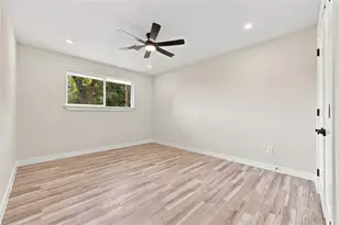 6710 Glen Rock Dr, Houston, TX 77087 - Photo 19