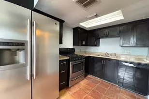 2415 Columbia St, Houston, TX 77008 - Photo 13