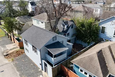 2415 Columbia Street, Houston, TX 77008 - Photo 1