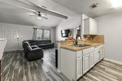 28814 Red River Loop, Spring, TX 77386 - Photo 3