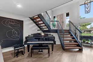 5041 Nina Lee Ln, Houston, TX 77092 - Photo 7