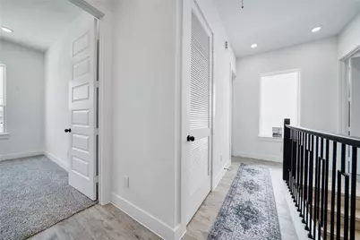 8107 Calhoun Road, Houston, TX 77033 - Photo 23