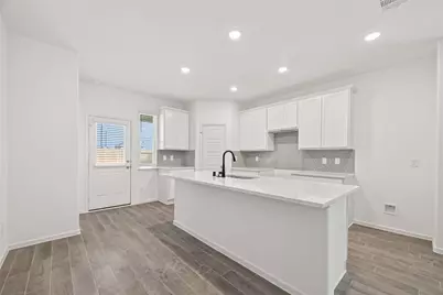 2919 Copper Falls Drive, Iowa Colony, TX 77583 - Photo 13