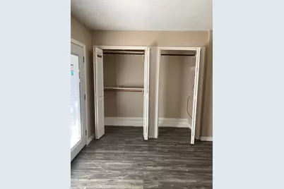 7952 Grove Ridge Drive, Houston, TX 77061 - Photo 11