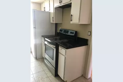 7952 Grove Ridge Drive, Houston, TX 77061 - Photo 3