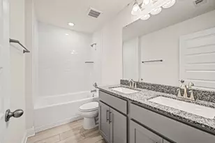 640 Greystone Ln, Angleton, TX 77515 - Photo 17