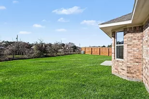 640 Greystone Ln, Angleton, TX 77515 - Photo 27