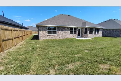 640 Greystone Lane, Angleton, TX 77515 - Photo 15