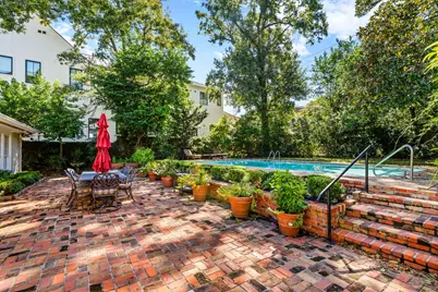 35 Tiel Way, Houston, TX 77019 - Photo 11