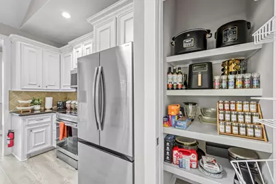 13847 Parkway Manor Drive, Willis, TX 77318 - Photo 11