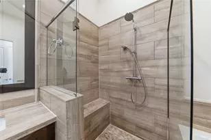 2730 Harvard St, Houston, TX 77008 - Photo 31