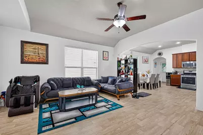 9314 Fuqua Ridge Lane, Houston, TX 77075 - Photo 7