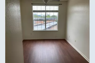 7575 Kirby Drive #2304, Houston, TX 77030 - Photo 9