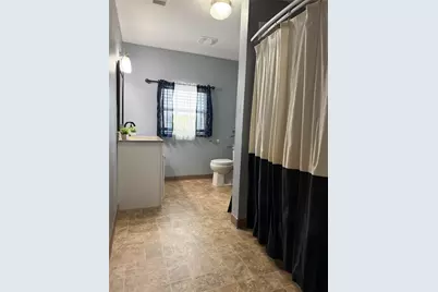 740 Bridget Avenue, Buffalo, TX 75831 - Photo 37