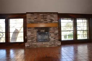 708 Catamaran Cir, Blessing, TX 77419 - Photo 7