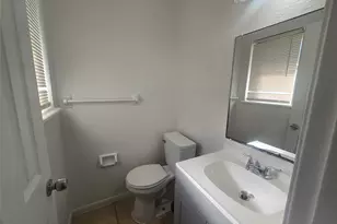 7518 Hummingbird Ln, Texas City, TX 77591 - Photo 3