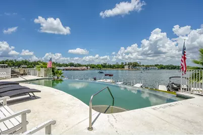 168 Lake Point Boulevard #B201, Conroe, TX 77356 - Photo 37