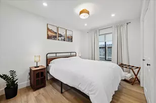 5844 Darling St, Houston, TX 77007 - Photo 11