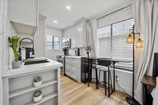 5844 Darling St, Houston, TX 77007 - Photo 37