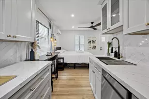 5844 Darling St, Houston, TX 77007 - Photo 39