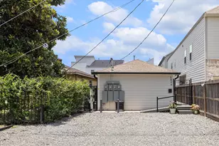 5844 Darling St, Houston, TX 77007 - Photo 3