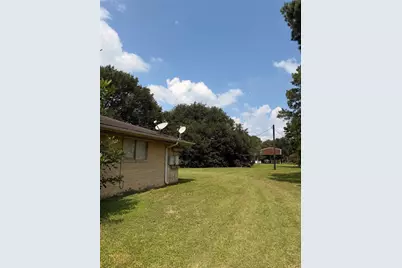 716 Fernwood Street #B, Waller, TX 77484 - Photo 9