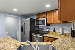 9520 Seawall Blvd, Galveston, TX 77554 - Photo 23