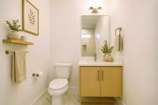 4704 Thornton Vws Rd, Houston, TX 77018 - Photo 9