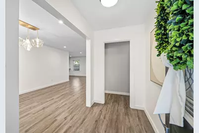 9634 Meadowglen Lane, Houston, TX 77063 - Photo 3
