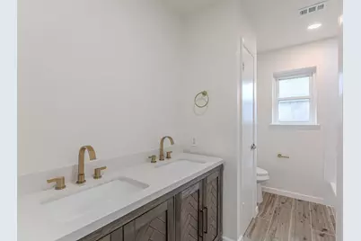 5819 Sunnygate Drive, Spring, TX 77373 - Photo 19