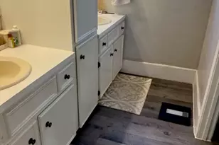 503 Nut Pines Dr, Village Mills, TX 77663 - Photo 5