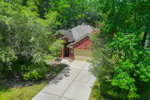 91 N Willow Point Cir, The Woodlands, TX 77382 - Photo 5