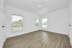 1203 W 6th St, Freeport, TX 77541 - Photo 43