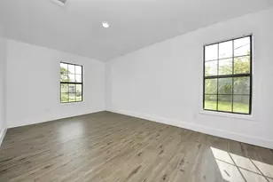 1203 W 6th St, Freeport, TX 77541 - Photo 35