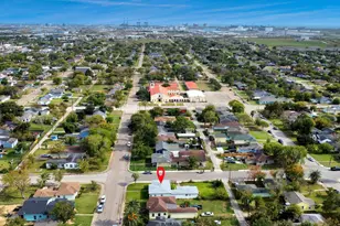 1203 W 6th St, Freeport, TX 77541 - Photo 7