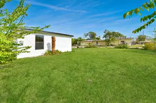 1203 W 6th St, Freeport, TX 77541 - Photo 5