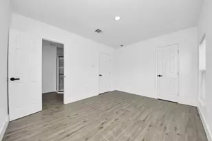 1203 W 6th St, Freeport, TX 77541 - Photo 45