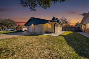 1408 Ramada Dr, Houston, TX 77062 - Photo 1