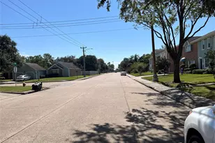 1408 Ramada Dr, Houston, TX 77062 - Photo 23