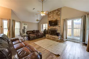 14927 Cypress Green Dr, Cypress, TX 77429 - Photo 3