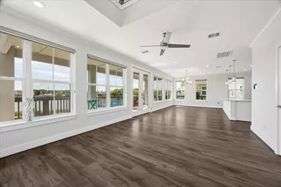 2001 Oceanview Drive, Seabrook, TX 77586 - Photo 5