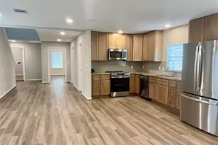 268 Sunrise Dr, Livingston, TX 77351 - Photo 7