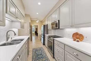 7445 Brompton St, Houston, TX 77025 - Photo 9