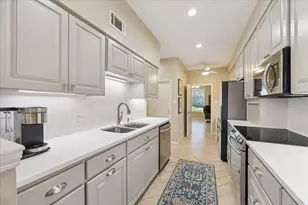 7445 Brompton St, Houston, TX 77025 - Photo 7