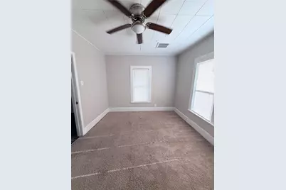 1401 Edison Street, Baytown, TX 77520 - Photo 11