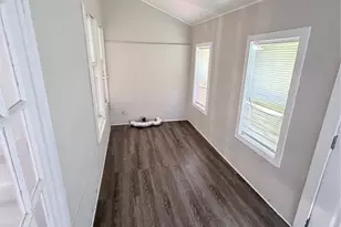 1401 Edison St, Baytown, TX 77520 - Photo 21